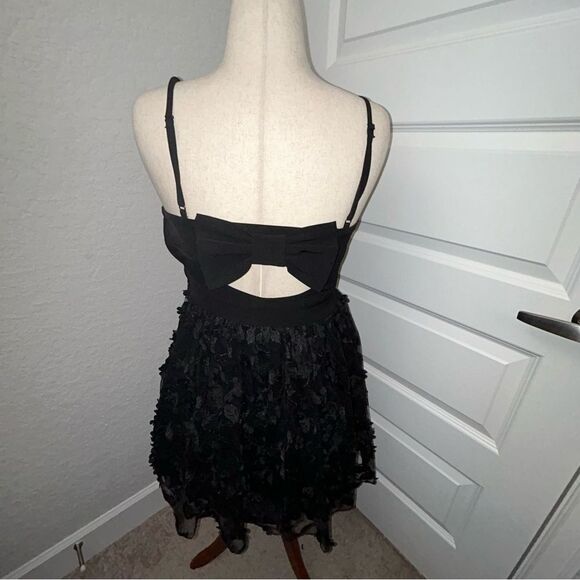 Altar'd State Tulle Organza Floral Applique Party Dress - Picture 3 of 12